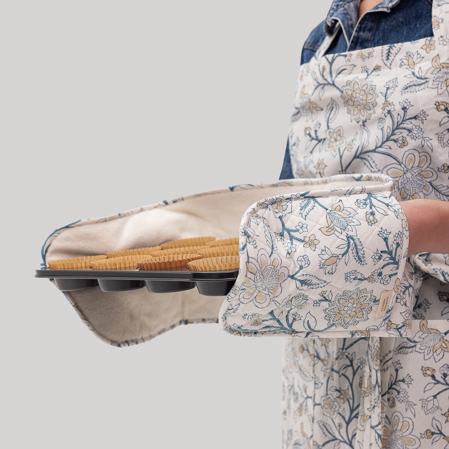 Meadow Bloom Quilted Double Oven Mitt